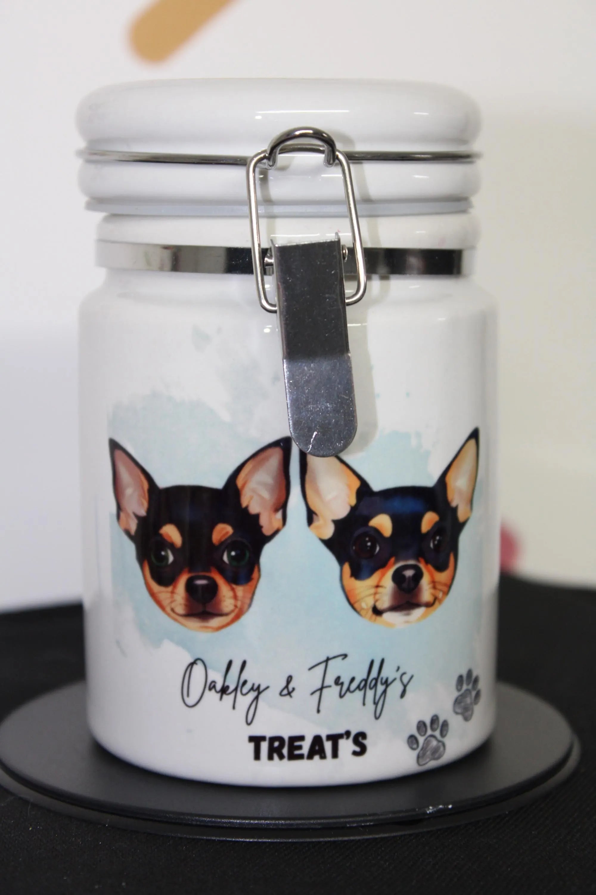 Dog treat jar personalsied